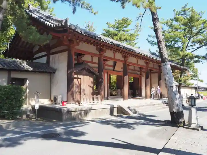 唐招提寺の山門・神門