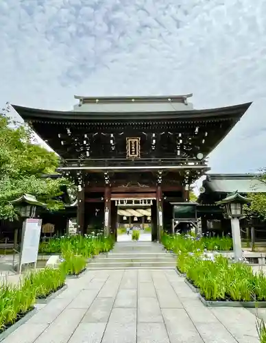 宮地嶽神社の山門