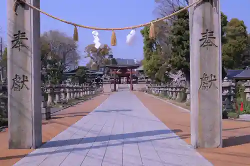 饒津神社の鳥居