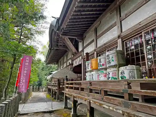 敢國神社の本殿・本堂