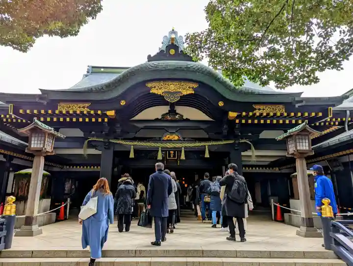 穴八幡宮の本殿・本堂