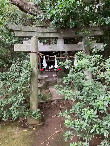 曾屋神社の末社