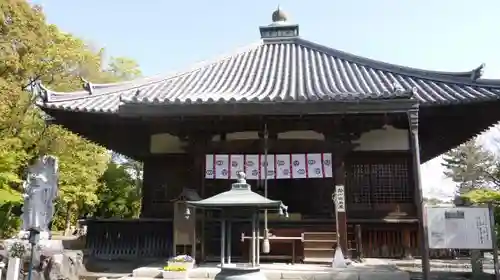 乙訓寺の本殿・本堂