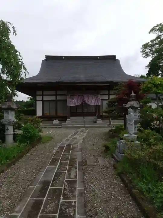 會三寺の本殿・本堂