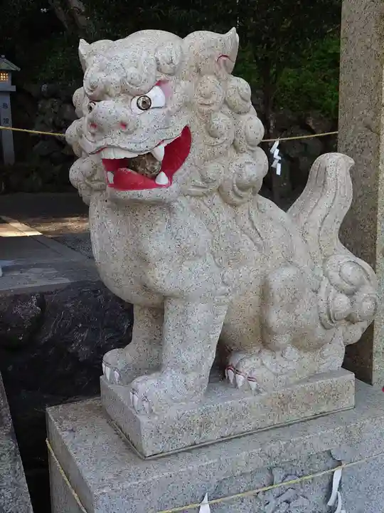 龍宮社の狛犬