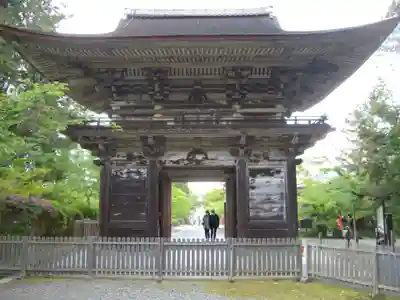 園城寺（三井寺）の山門・神門