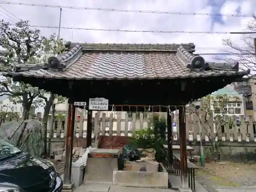 満足稲荷神社の{uncategorized: "未分類", other: "その他", undefined: "問題あり", building: "その他建物", grave: "お墓", sacred_gate: "鳥居", guardian: "狛犬", statue: "像", buddha: "仏像", history: "歴史", nature: "自然", garden: "庭園", animal: "動物", pagoda: "塔", temizu: "手水舎", mountain_gate: "山門・神門", sanctuary: "本殿・本堂", subordinate: "末社・摂社", art: "芸術", scenery: "景色", jizo: "地蔵", ema: "絵馬", goshuin: "御朱印", omikuji: "おみくじ", items: "授与品その他", amulet: "お守り", goshuincho: "御朱印帳", eats: "食事", festival: "お祭り", votive_dance: "神楽", shichigosan: "七五三参", wedding: "結婚式", experience: "体験その他", initially: "初詣", around: "周辺", anti_infection: "感染症対策"}