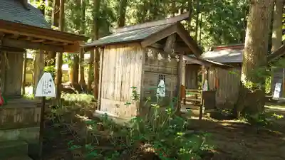心清水八幡神社の末社・摂社