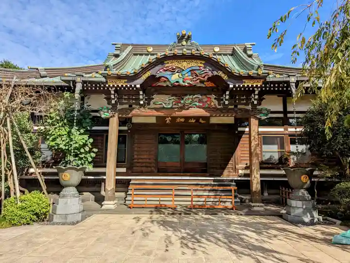 清涼寺の本殿・本堂