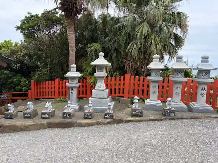 鵜戸神宮の{uncategorized: "未分類", other: "その他", undefined: "問題あり", building: "その他建物", grave: "お墓", sacred_gate: "鳥居", guardian: "狛犬", statue: "像", buddha: "仏像", history: "歴史", nature: "自然", garden: "庭園", animal: "動物", pagoda: "塔", temizu: "手水舎", mountain_gate: "山門・神門", sanctuary: "本殿・本堂", subordinate: "末社・摂社", art: "芸術", scenery: "景色", jizo: "地蔵", ema: "絵馬", goshuin: "御朱印", omikuji: "おみくじ", items: "授与品その他", amulet: "お守り", goshuincho: "御朱印帳", eats: "食事", festival: "お祭り", votive_dance: "神楽", shichigosan: "七五三参", wedding: "結婚式", experience: "体験その他", initially: "初詣", around: "周辺", anti_infection: "感染症対策"}