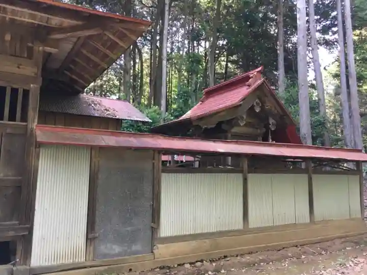 立野神社の本殿・本堂