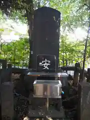 子易神社の建物その他