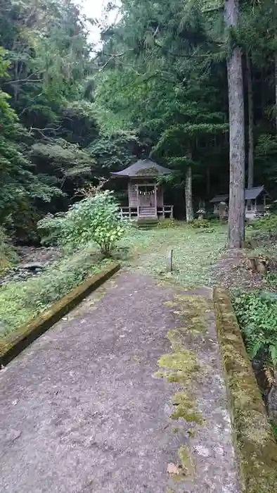 大瀧神社の建物その他
