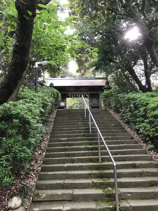 粟嶋神社の山門・神門
