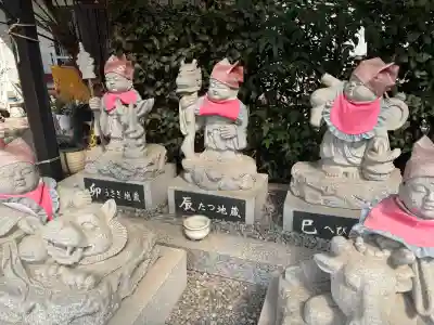 普光寺の{uncategorized: "未分類", other: "その他", undefined: "問題あり", building: "その他建物", grave: "お墓", sacred_gate: "鳥居", guardian: "狛犬", statue: "像", buddha: "仏像", history: "歴史", nature: "自然", garden: "庭園", animal: "動物", pagoda: "塔", temizu: "手水舎", mountain_gate: "山門・神門", sanctuary: "本殿・本堂", subordinate: "末社・摂社", art: "芸術", scenery: "景色", jizo: "地蔵", ema: "絵馬", goshuin: "御朱印", omikuji: "おみくじ", items: "授与品その他", amulet: "お守り", goshuincho: "御朱印帳", eats: "食事", festival: "お祭り", votive_dance: "神楽", shichigosan: "七五三参", wedding: "結婚式", experience: "体験その他", initially: "初詣", around: "周辺", anti_infection: "感染症対策"}