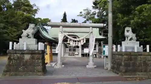 服織田神社の鳥居