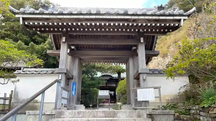 安養院 (田代寺)の山門・神門