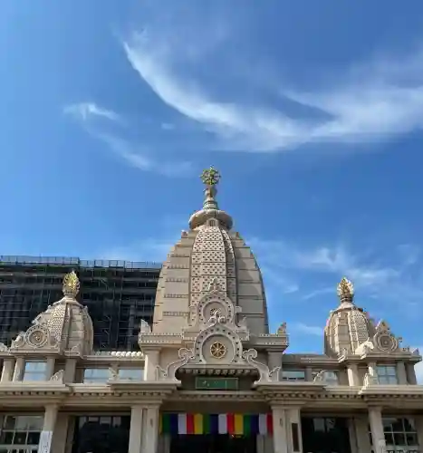 川崎大師交通安全祈祷殿の{uncategorized: "未分類", other: "その他", undefined: "問題あり", building: "その他建物", grave: "お墓", sacred_gate: "鳥居", guardian: "狛犬", statue: "像", buddha: "仏像", history: "歴史", nature: "自然", garden: "庭園", animal: "動物", pagoda: "塔", temizu: "手水舎", mountain_gate: "山門・神門", sanctuary: "本殿・本堂", subordinate: "末社・摂社", art: "芸術", scenery: "景色", jizo: "地蔵", ema: "絵馬", goshuin: "御朱印", omikuji: "おみくじ", items: "授与品その他", amulet: "お守り", goshuincho: "御朱印帳", eats: "食事", festival: "お祭り", votive_dance: "神楽", shichigosan: "七五三参", wedding: "結婚式", experience: "体験その他", initially: "初詣", around: "周辺", anti_infection: "感染症対策"}