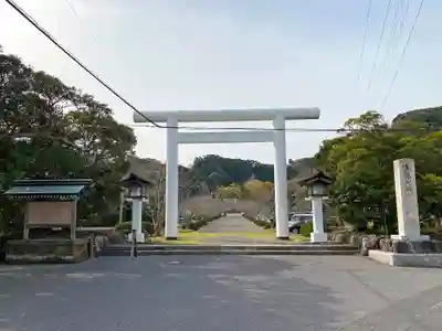 安房神社の鳥居