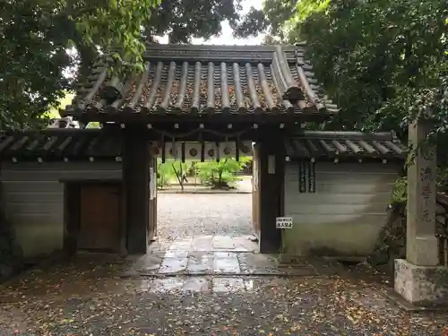 水無瀬神宮の山門