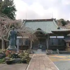 本勝寺の本殿