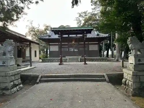 大木神社の{uncategorized: "未分類", other: "その他", undefined: "問題あり", building: "その他建物", grave: "お墓", sacred_gate: "鳥居", guardian: "狛犬", statue: "像", buddha: "仏像", history: "歴史", nature: "自然", garden: "庭園", animal: "動物", pagoda: "塔", temizu: "手水舎", mountain_gate: "山門・神門", sanctuary: "本殿・本堂", subordinate: "末社・摂社", art: "芸術", scenery: "景色", jizo: "地蔵", ema: "絵馬", goshuin: "御朱印", omikuji: "おみくじ", items: "授与品その他", amulet: "お守り", goshuincho: "御朱印帳", eats: "食事", festival: "お祭り", votive_dance: "神楽", shichigosan: "七五三参", wedding: "結婚式", experience: "体験その他", initially: "初詣", around: "周辺", anti_infection: "感染症対策"}