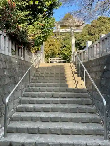 白髭神社の{uncategorized: "未分類", other: "その他", undefined: "問題あり", building: "その他建物", grave: "お墓", sacred_gate: "鳥居", guardian: "狛犬", statue: "像", buddha: "仏像", history: "歴史", nature: "自然", garden: "庭園", animal: "動物", pagoda: "塔", temizu: "手水舎", mountain_gate: "山門・神門", sanctuary: "本殿・本堂", subordinate: "末社・摂社", art: "芸術", scenery: "景色", jizo: "地蔵", ema: "絵馬", goshuin: "御朱印", omikuji: "おみくじ", items: "授与品その他", amulet: "お守り", goshuincho: "御朱印帳", eats: "食事", festival: "お祭り", votive_dance: "神楽", shichigosan: "七五三参", wedding: "結婚式", experience: "体験その他", initially: "初詣", around: "周辺", anti_infection: "感染症対策"}