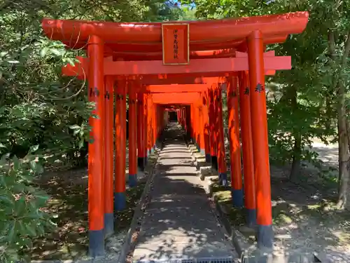 伊曽島神社の鳥居