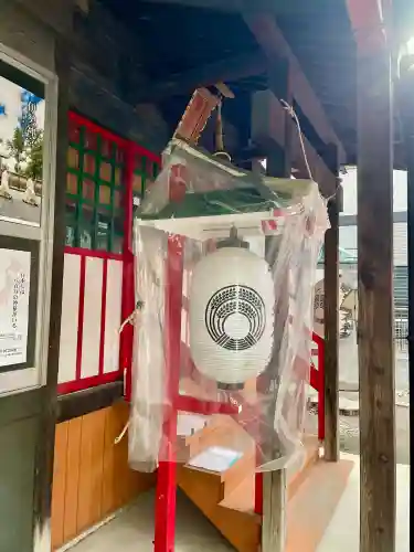 鐘塚稲荷神社の{uncategorized: "未分類", other: "その他", undefined: "問題あり", building: "その他建物", grave: "お墓", sacred_gate: "鳥居", guardian: "狛犬", statue: "像", buddha: "仏像", history: "歴史", nature: "自然", garden: "庭園", animal: "動物", pagoda: "塔", temizu: "手水舎", mountain_gate: "山門・神門", sanctuary: "本殿・本堂", subordinate: "末社・摂社", art: "芸術", scenery: "景色", jizo: "地蔵", ema: "絵馬", goshuin: "御朱印", omikuji: "おみくじ", items: "授与品その他", amulet: "お守り", goshuincho: "御朱印帳", eats: "食事", festival: "お祭り", votive_dance: "神楽", shichigosan: "七五三参", wedding: "結婚式", experience: "体験その他", initially: "初詣", around: "周辺", anti_infection: "感染症対策"}