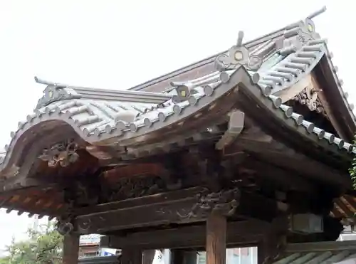 成田山川越別院の山門・神門