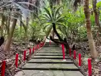 御崎神社の{uncategorized: "未分類", other: "その他", undefined: "問題あり", building: "その他建物", grave: "お墓", sacred_gate: "鳥居", guardian: "狛犬", statue: "像", buddha: "仏像", history: "歴史", nature: "自然", garden: "庭園", animal: "動物", pagoda: "塔", temizu: "手水舎", mountain_gate: "山門・神門", sanctuary: "本殿・本堂", subordinate: "末社・摂社", art: "芸術", scenery: "景色", jizo: "地蔵", ema: "絵馬", goshuin: "御朱印", omikuji: "おみくじ", items: "授与品その他", amulet: "お守り", goshuincho: "御朱印帳", eats: "食事", festival: "お祭り", votive_dance: "神楽", shichigosan: "七五三参", wedding: "結婚式", experience: "体験その他", initially: "初詣", around: "周辺", anti_infection: "感染症対策"}