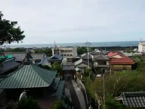 津照寺の建物その他