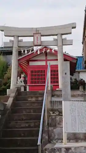 稲荷神社の鳥居