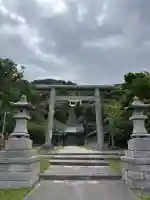 洲崎神社の{uncategorized: "未分類", other: "その他", undefined: "問題あり", building: "その他建物", grave: "お墓", sacred_gate: "鳥居", guardian: "狛犬", statue: "像", buddha: "仏像", history: "歴史", nature: "自然", garden: "庭園", animal: "動物", pagoda: "塔", temizu: "手水舎", mountain_gate: "山門・神門", sanctuary: "本殿・本堂", subordinate: "末社・摂社", art: "芸術", scenery: "景色", jizo: "地蔵", ema: "絵馬", goshuin: "御朱印", omikuji: "おみくじ", items: "授与品その他", amulet: "お守り", goshuincho: "御朱印帳", eats: "食事", festival: "お祭り", votive_dance: "神楽", shichigosan: "七五三参", wedding: "結婚式", experience: "体験その他", initially: "初詣", around: "周辺", anti_infection: "感染症対策"}