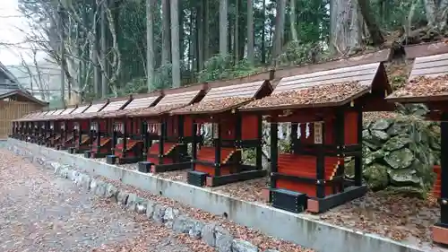 三峯神社の末社・摂社