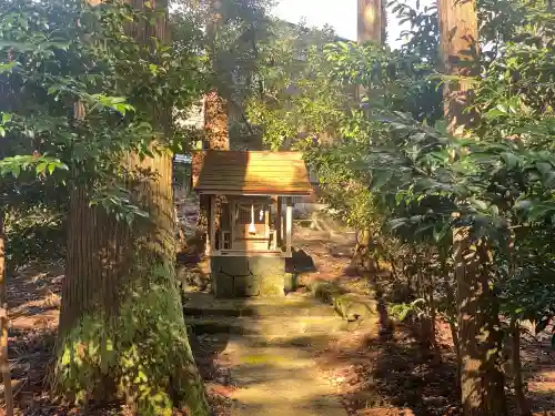 戸神社の{uncategorized: "未分類", other: "その他", undefined: "問題あり", building: "その他建物", grave: "お墓", sacred_gate: "鳥居", guardian: "狛犬", statue: "像", buddha: "仏像", history: "歴史", nature: "自然", garden: "庭園", animal: "動物", pagoda: "塔", temizu: "手水舎", mountain_gate: "山門・神門", sanctuary: "本殿・本堂", subordinate: "末社・摂社", art: "芸術", scenery: "景色", jizo: "地蔵", ema: "絵馬", goshuin: "御朱印", omikuji: "おみくじ", items: "授与品その他", amulet: "お守り", goshuincho: "御朱印帳", eats: "食事", festival: "お祭り", votive_dance: "神楽", shichigosan: "七五三参", wedding: "結婚式", experience: "体験その他", initially: "初詣", around: "周辺", anti_infection: "感染症対策"}