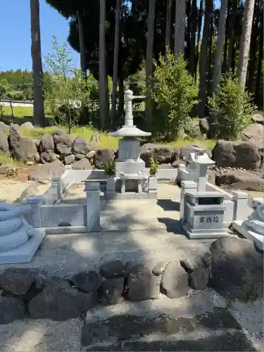 阿蘇白水龍神權現～白蛇神社～(熊本県)