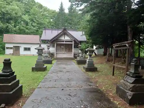 大鳥神社の本殿