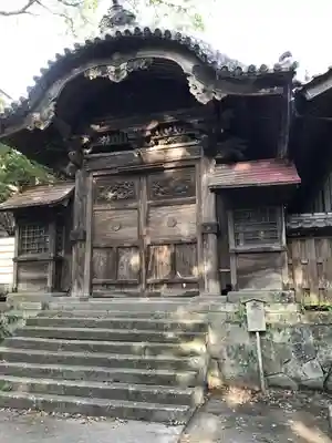 若宮八幡神社の本殿・本堂