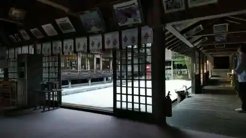 新田神社の本殿・本堂