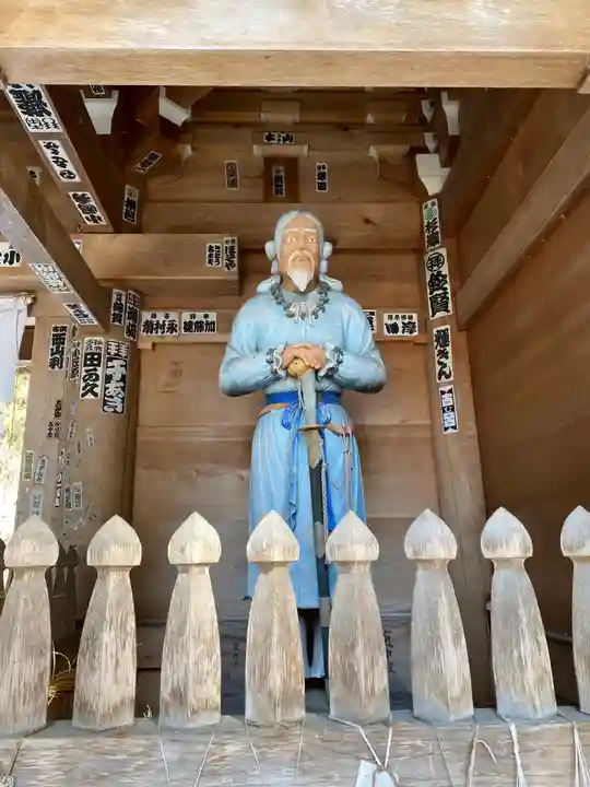 伊佐須美神社の像