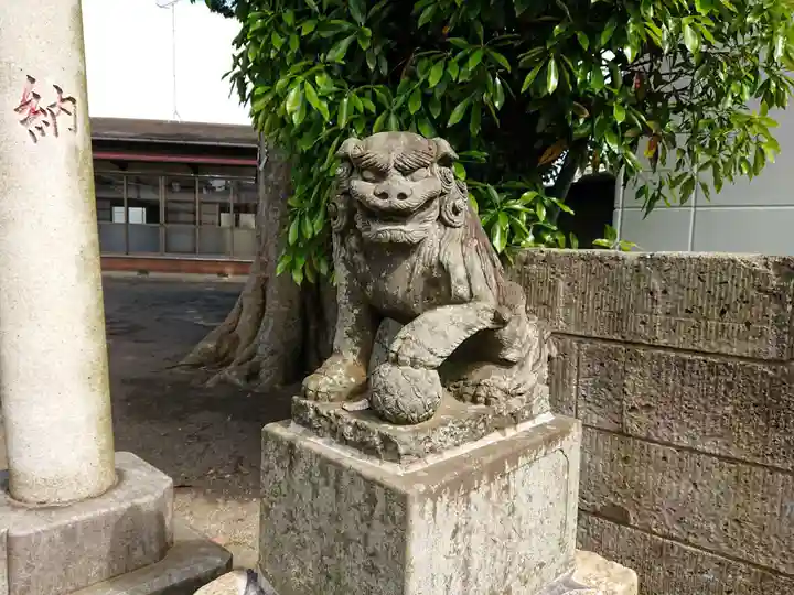 御霊神社の狛犬