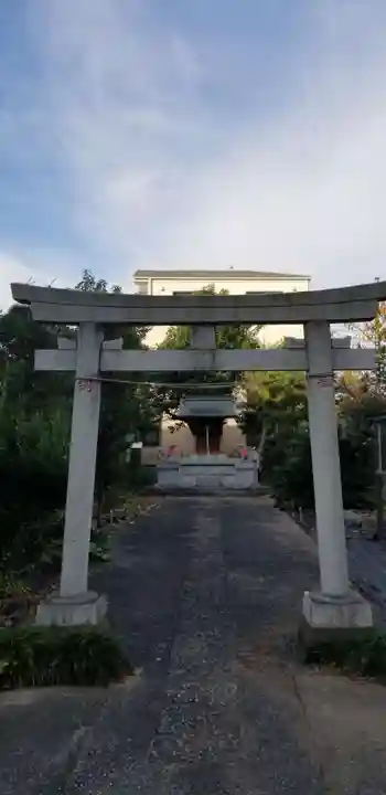 川端稲荷神社の鳥居
