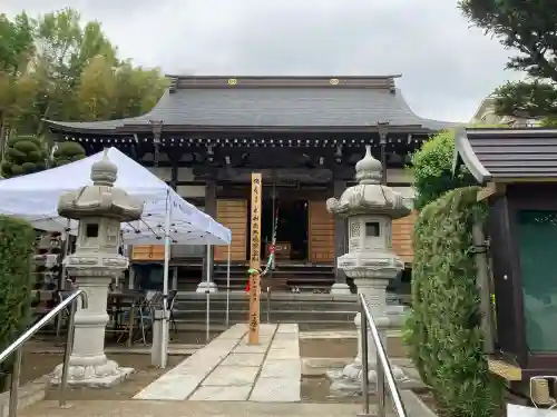 長泉寺の{uncategorized: "未分類", other: "その他", undefined: "問題あり", building: "その他建物", grave: "お墓", sacred_gate: "鳥居", guardian: "狛犬", statue: "像", buddha: "仏像", history: "歴史", nature: "自然", garden: "庭園", animal: "動物", pagoda: "塔", temizu: "手水舎", mountain_gate: "山門・神門", sanctuary: "本殿・本堂", subordinate: "末社・摂社", art: "芸術", scenery: "景色", jizo: "地蔵", ema: "絵馬", goshuin: "御朱印", omikuji: "おみくじ", items: "授与品その他", amulet: "お守り", goshuincho: "御朱印帳", eats: "食事", festival: "お祭り", votive_dance: "神楽", shichigosan: "七五三参", wedding: "結婚式", experience: "体験その他", initially: "初詣", around: "周辺", anti_infection: "感染症対策"}