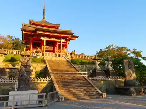 清水寺の山門・神門
