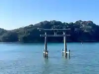 元嶋神社の{uncategorized: "未分類", other: "その他", undefined: "問題あり", building: "その他建物", grave: "お墓", sacred_gate: "鳥居", guardian: "狛犬", statue: "像", buddha: "仏像", history: "歴史", nature: "自然", garden: "庭園", animal: "動物", pagoda: "塔", temizu: "手水舎", mountain_gate: "山門・神門", sanctuary: "本殿・本堂", subordinate: "末社・摂社", art: "芸術", scenery: "景色", jizo: "地蔵", ema: "絵馬", goshuin: "御朱印", omikuji: "おみくじ", items: "授与品その他", amulet: "お守り", goshuincho: "御朱印帳", eats: "食事", festival: "お祭り", votive_dance: "神楽", shichigosan: "七五三参", wedding: "結婚式", experience: "体験その他", initially: "初詣", around: "周辺", anti_infection: "感染症対策"}