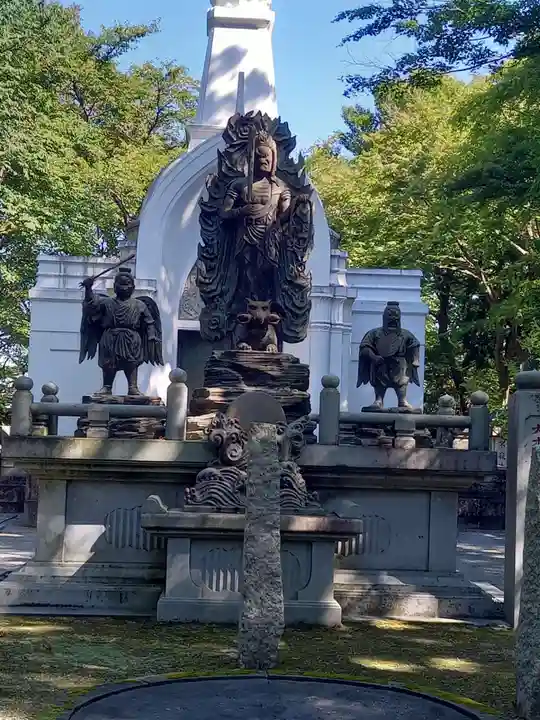 高尾山薬王院(東京都)