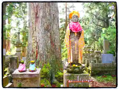 高野山金剛峯寺奥の院の地蔵