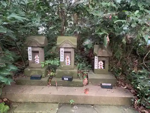 神崎神社の末社・摂社