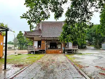 金武観音寺の本殿・本堂